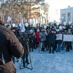 Участники антиправительственного митинга